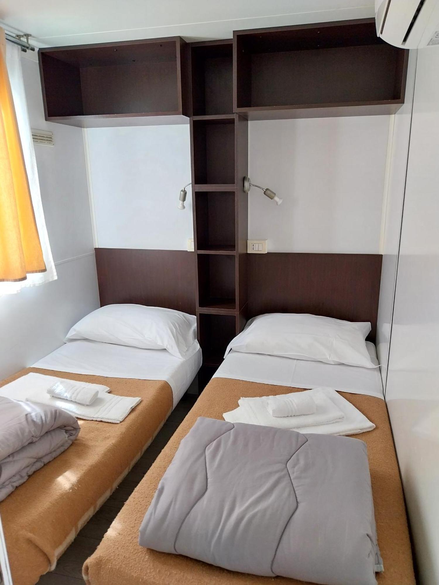 Villaggio Turistico Maderno Тосколано Мадерно Екстериор снимка